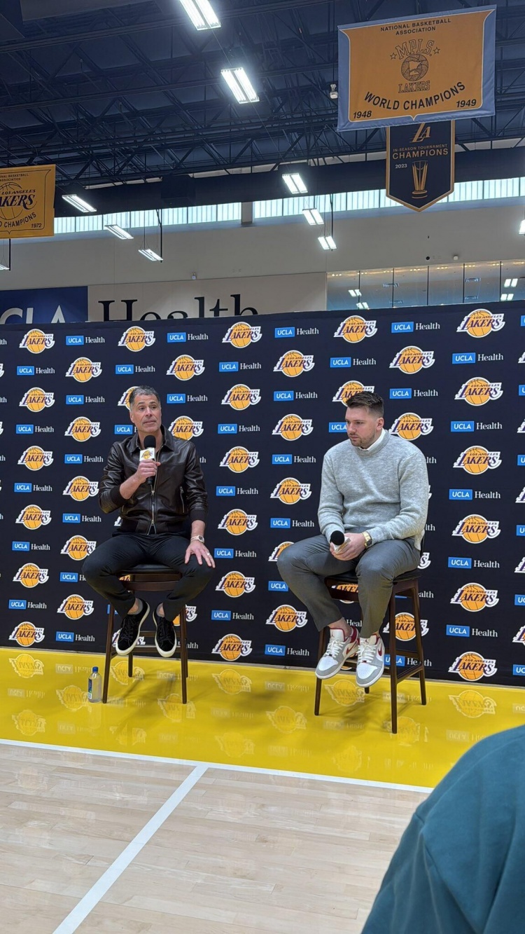  佩林卡發布會：東契奇加盟湖人是NBA歷史上的一個地震級時刻