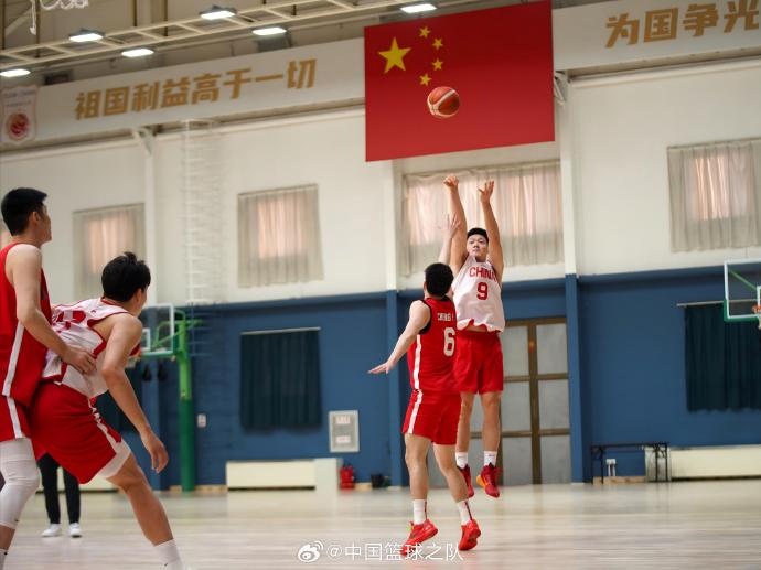  對抗訓練繼續！中國男籃最新訓練圖集新鮮出爐