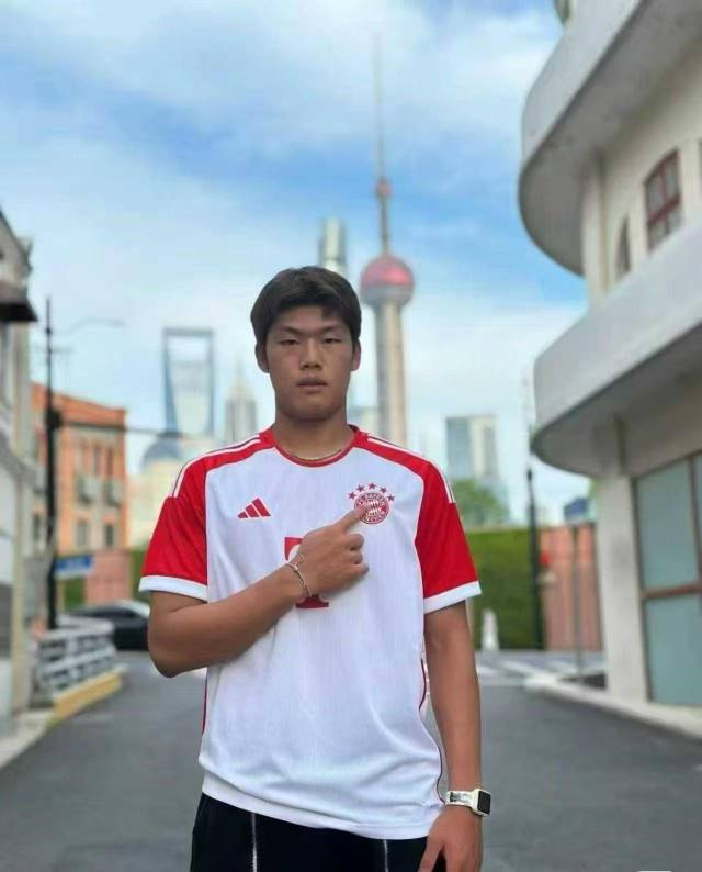  記者：郭嘉璇哥哥稱北京足協已解決轉運問題，大使館回應持續幫助