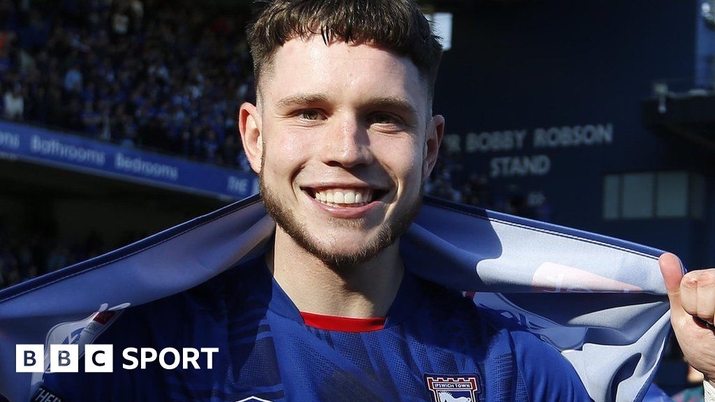  26歲伊鎮中鋒赫斯特將代表蘇格蘭出戰，曾入選英格蘭各級青年隊