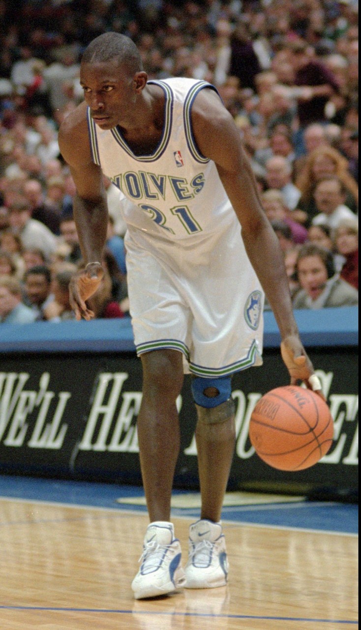  KG：你以為我喜歡狼隊老板那個XX？我們來NBA就是工作&拿錢回家