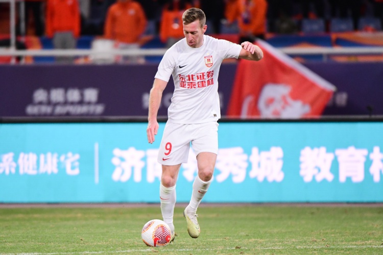  熱身賽：長春亞泰2-1青島海牛 貝里奇、奧莫伊胡安弗破門???