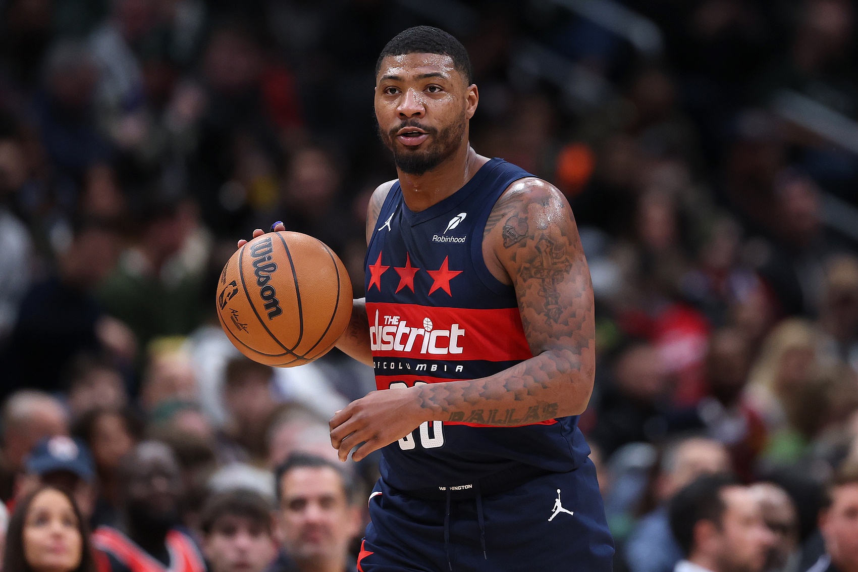  DPOY！斯瑪特6投4中得10分2助1斷 末節造犯規+切球改變局勢